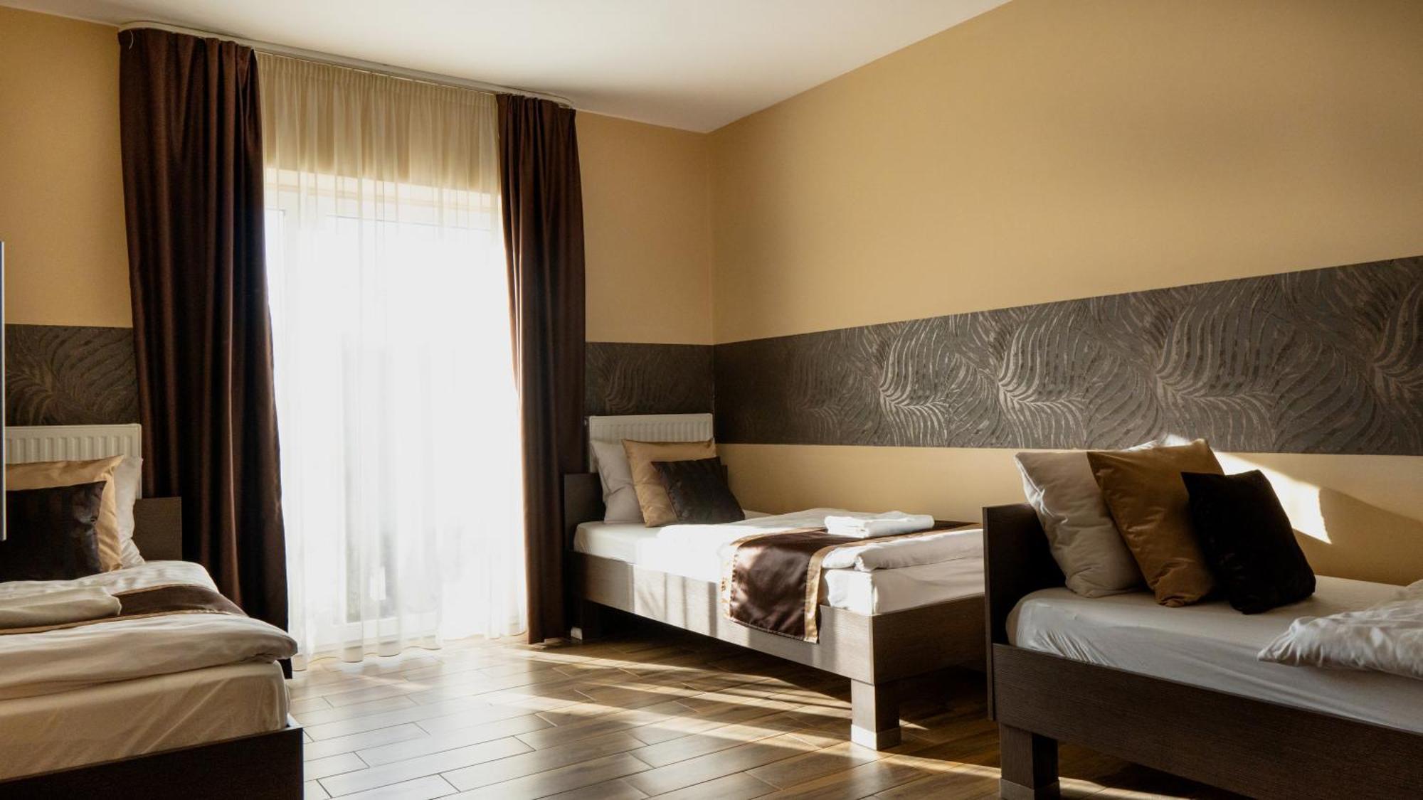 Family Apartman Epleny Ngoại thất bức ảnh