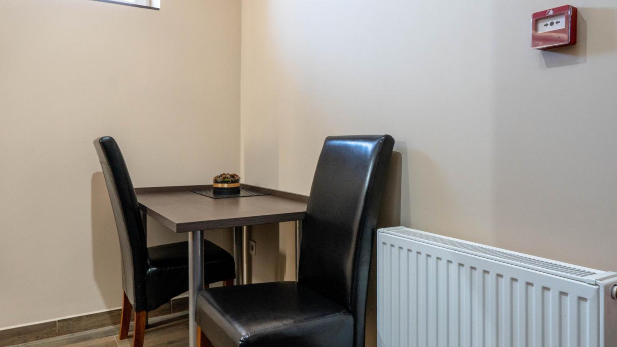 Family Apartman Epleny Ngoại thất bức ảnh